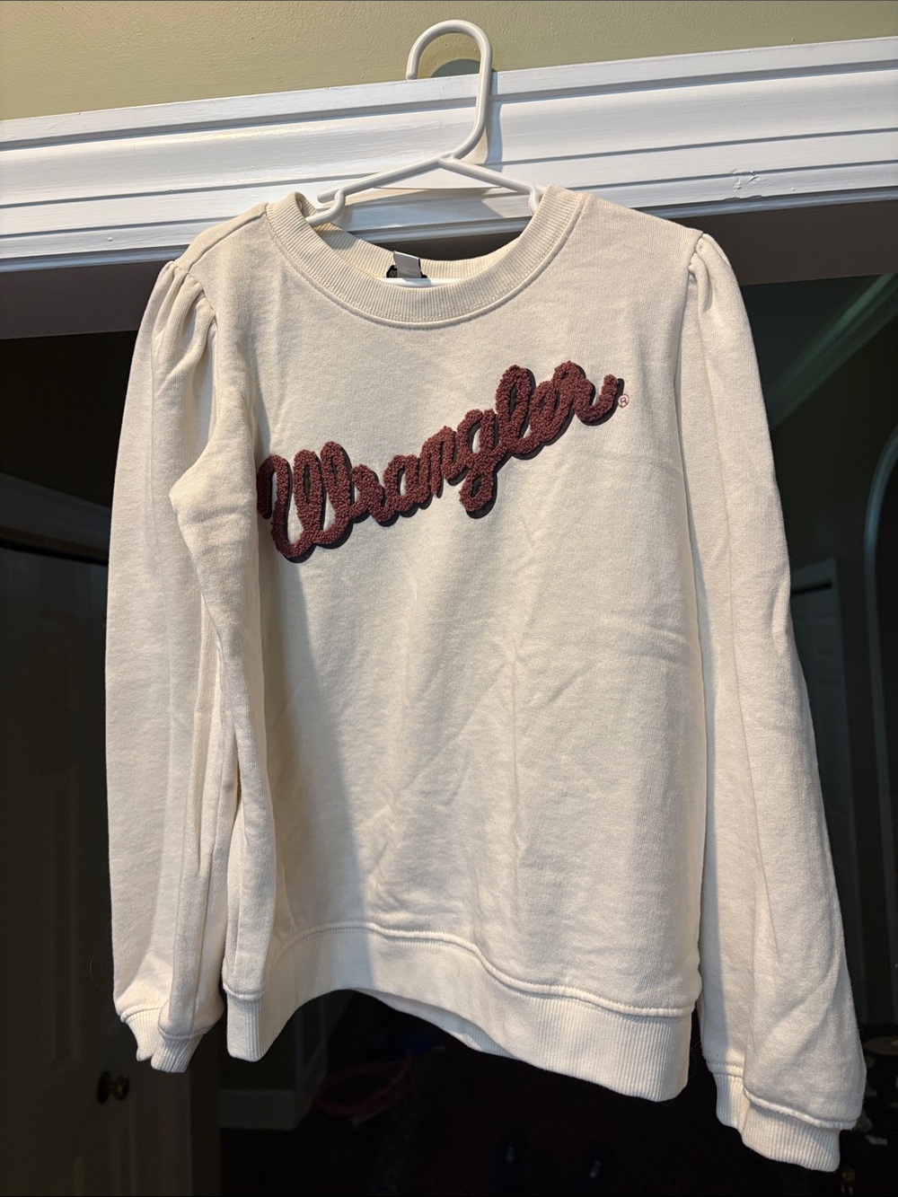 Wrangler Cream Pullover with Maroon Script Logo